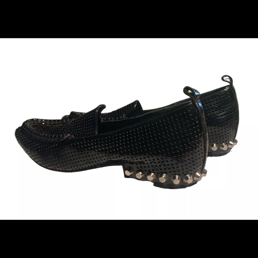 Jeffrey Campbell Size 8 Barnett Black Patent Leather Studded Pointed Toe Loafers